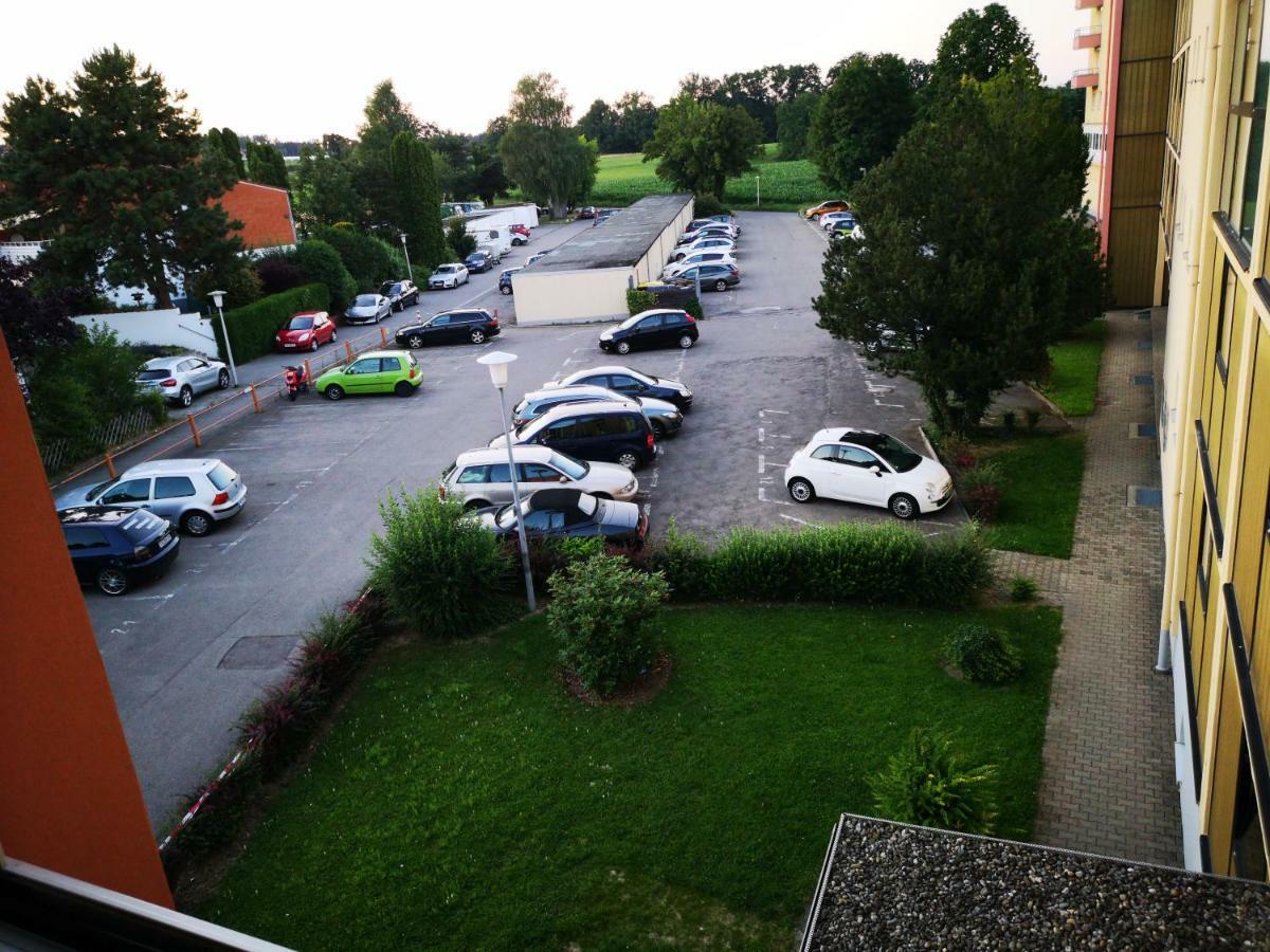 Kiba Panorama Suite Oberteuringen 73 Seeblick & Hallenbad ภายนอก รูปภาพ